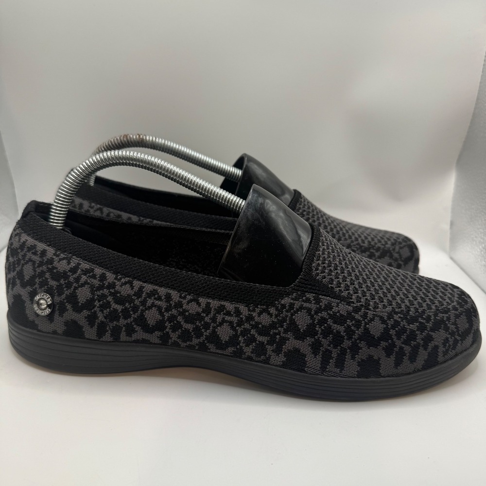 Skechers 9.5 On-the-GO Slip On Women Black Grey Leopard Print 136271